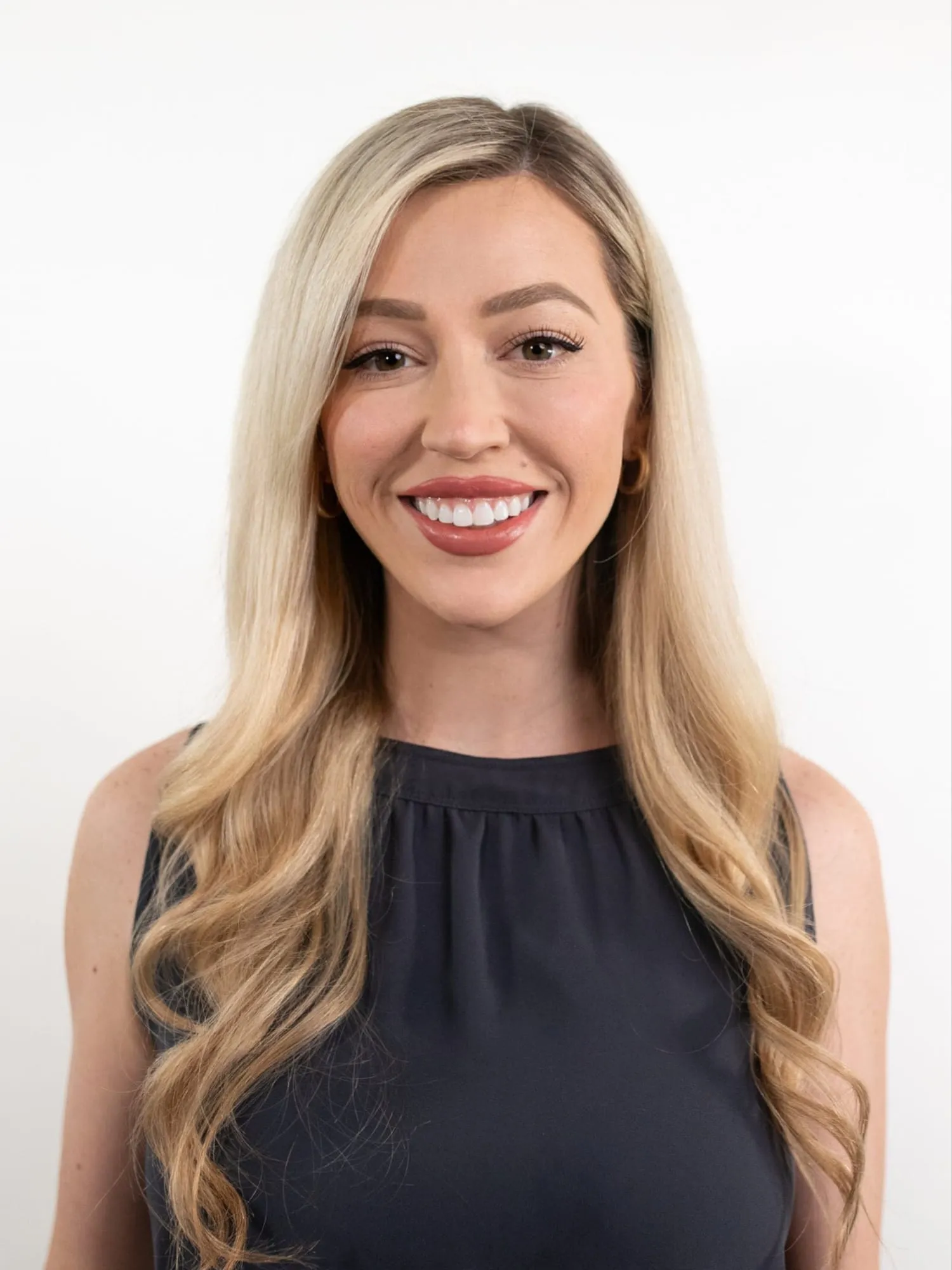 Headshots: photo 4 of 17
